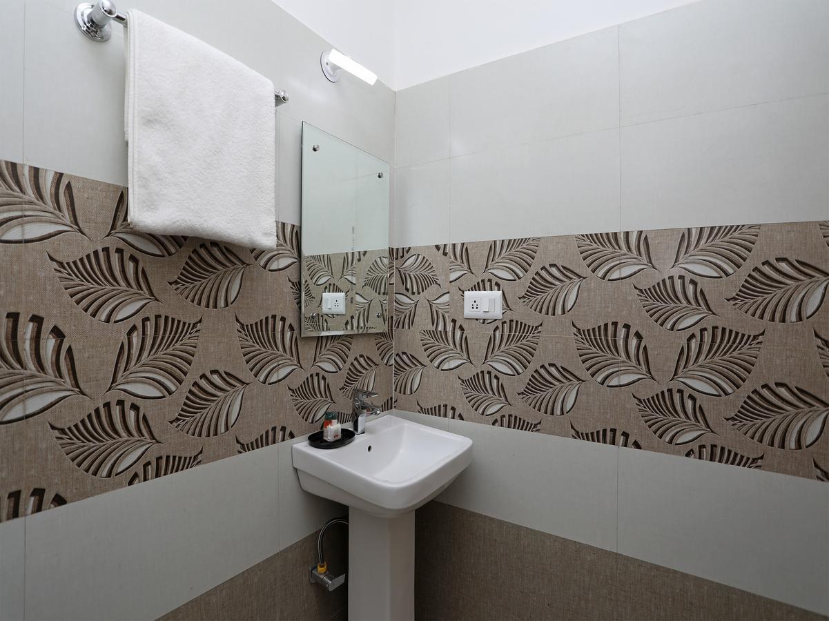 Hotel KSS Inn Doiwāla Buitenkant foto